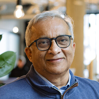 Portrait of Ajit Menon, MEININGER Hotels Chief Executive Officer (CEO)