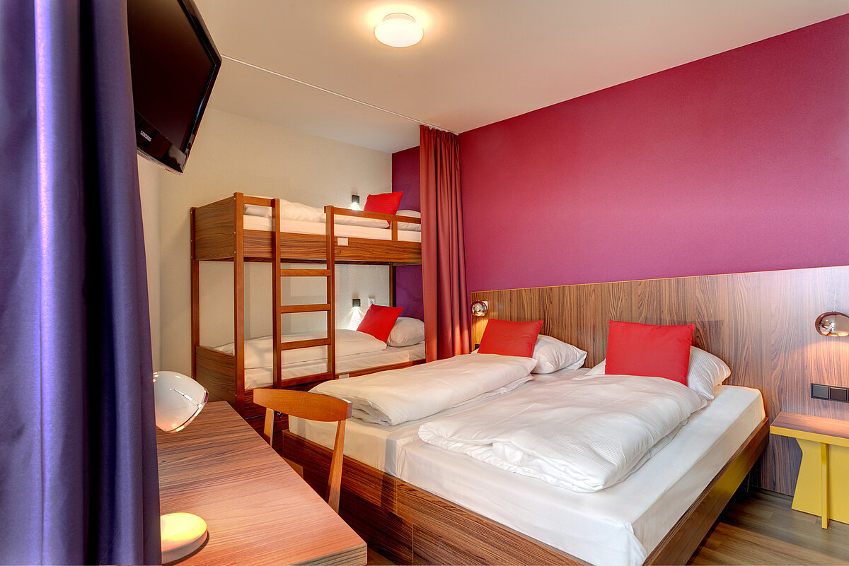 Multi-bed MEININGER Hotel Frankfurt/Main Airport