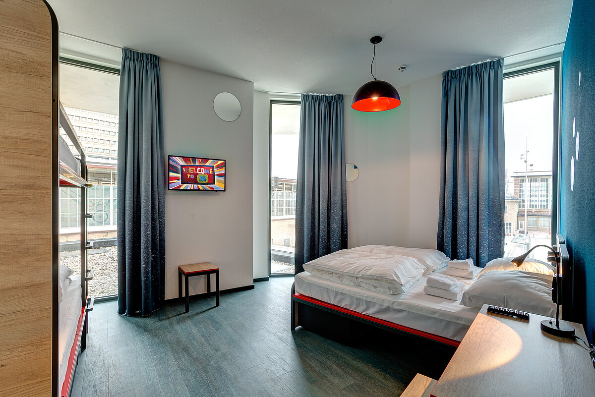 Habitación múltiple MEININGER Hotel Amsterdam Amstel