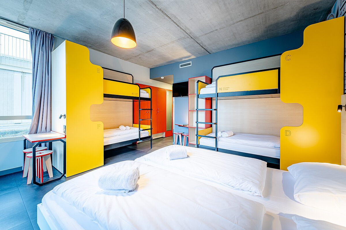 Bordeaux Multi-bedded rooms