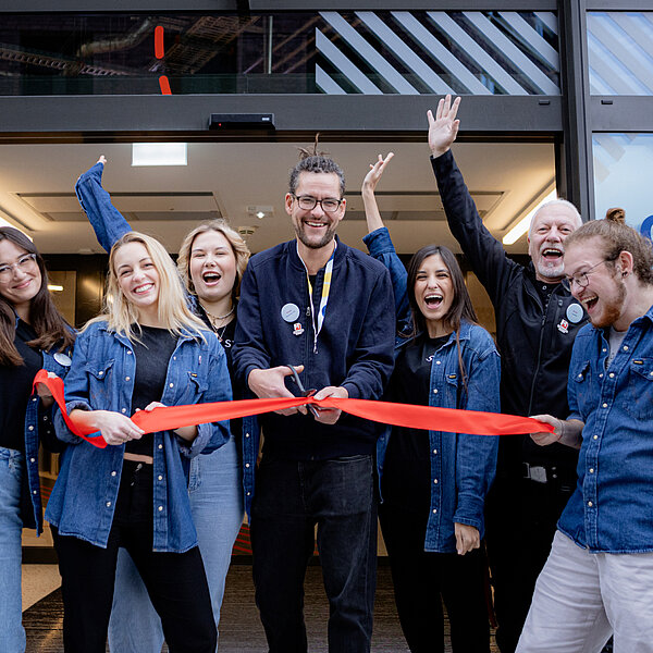 Giovani dipendenti MEININGER partecipano all'apertura di un hotel