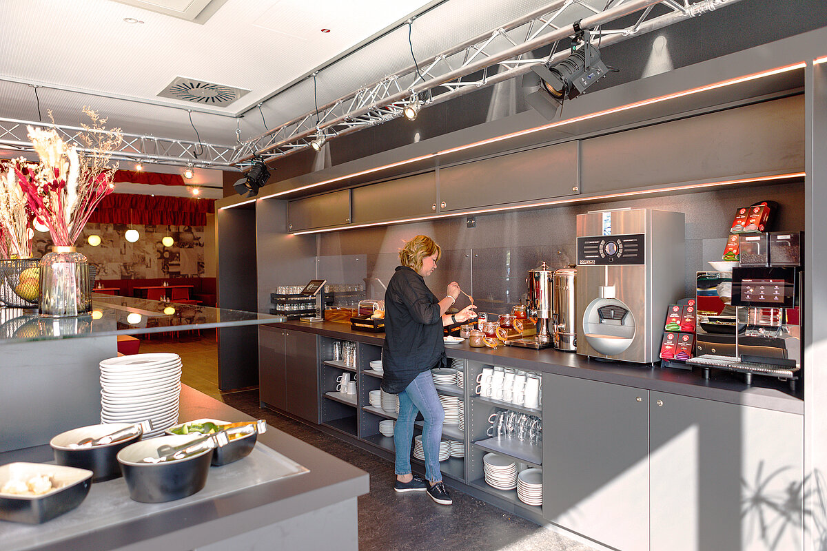 Salle de petit déjeuner MEININGER Hotel Dresden Zentrum