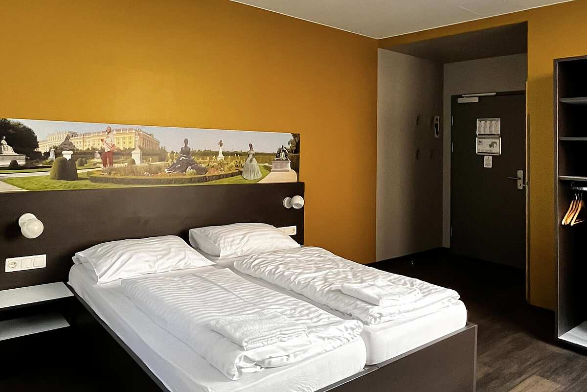 Accessible rooms MEININGER Hotel Vienna Downtown Sissi