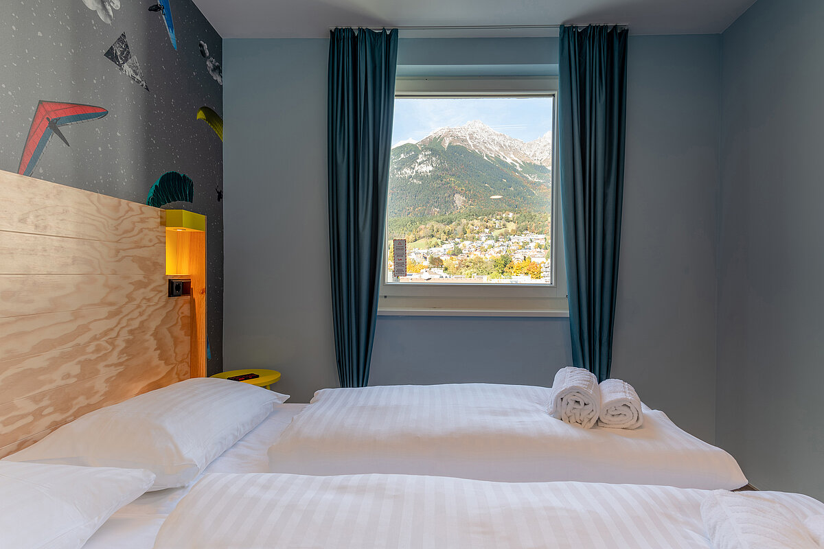 Zweibettzimmer MEININGER Hotel Innsbruck Zentrum