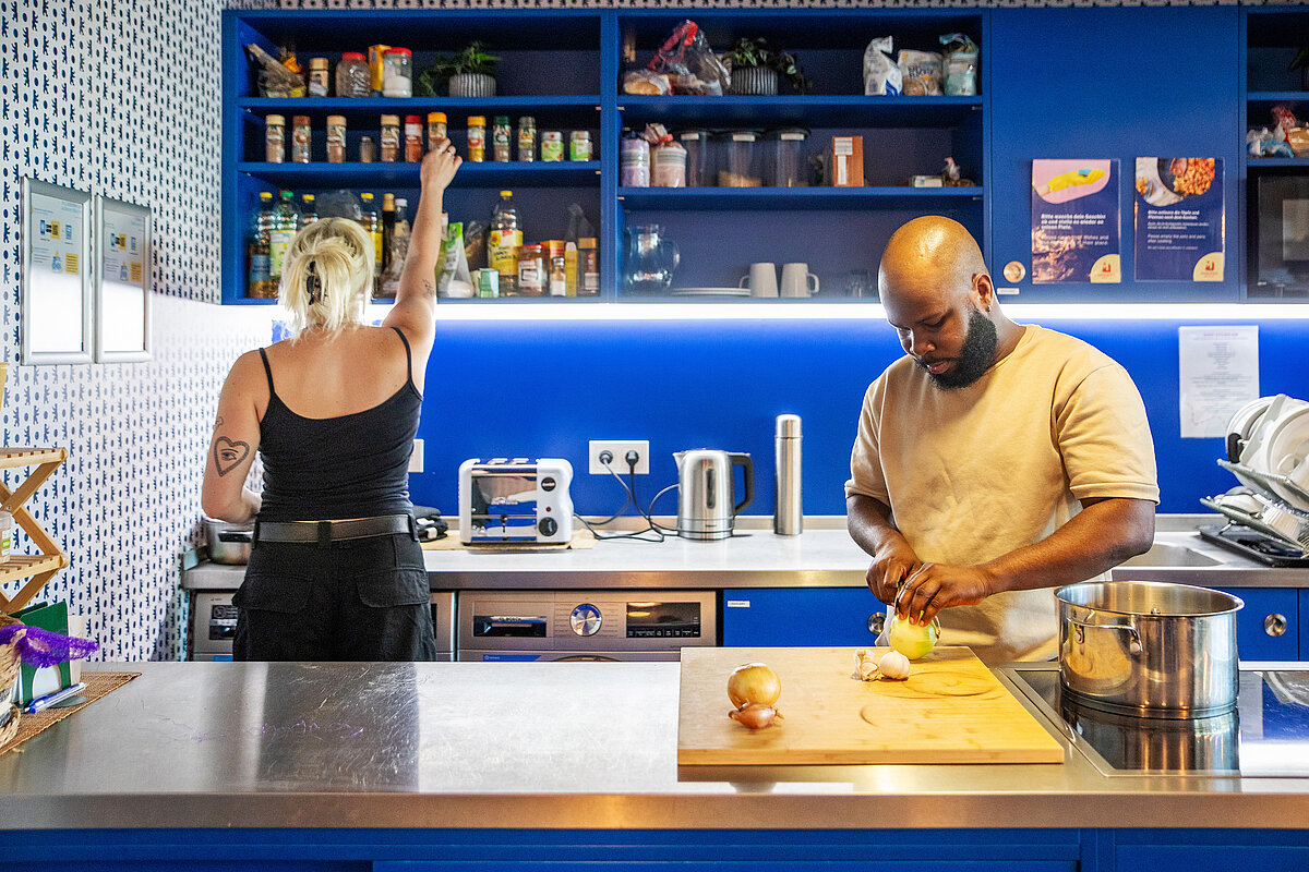 Gæstekøkken MEININGER Hotel Berlin Airport
