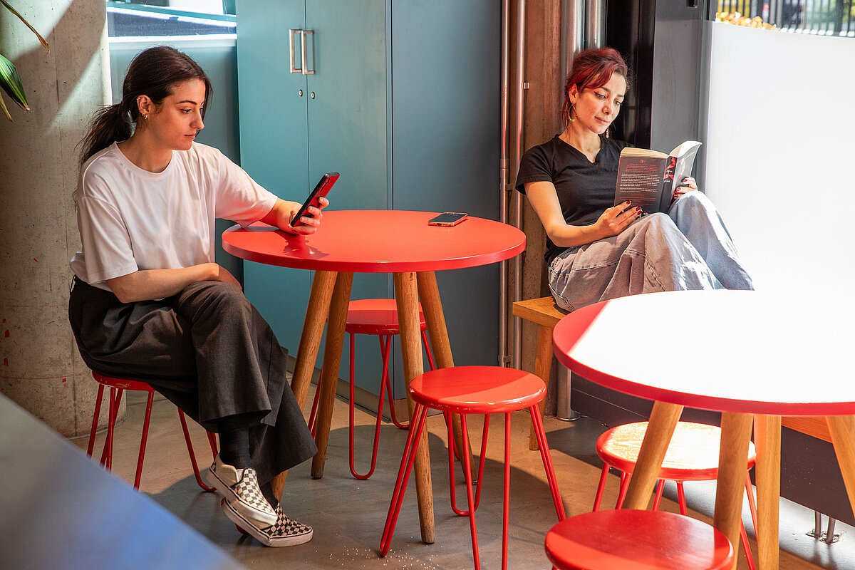 Salon MEININGER Hotel Berlin East Side Gallery