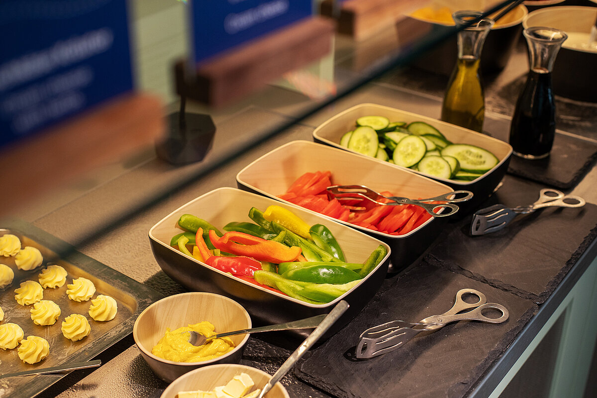 Morgenmadslokale MEININGER Hotel Berlin Airport