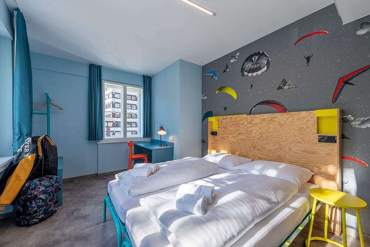 Zweibettzimmer MEININGER Hotel Innsbruck Zentrum