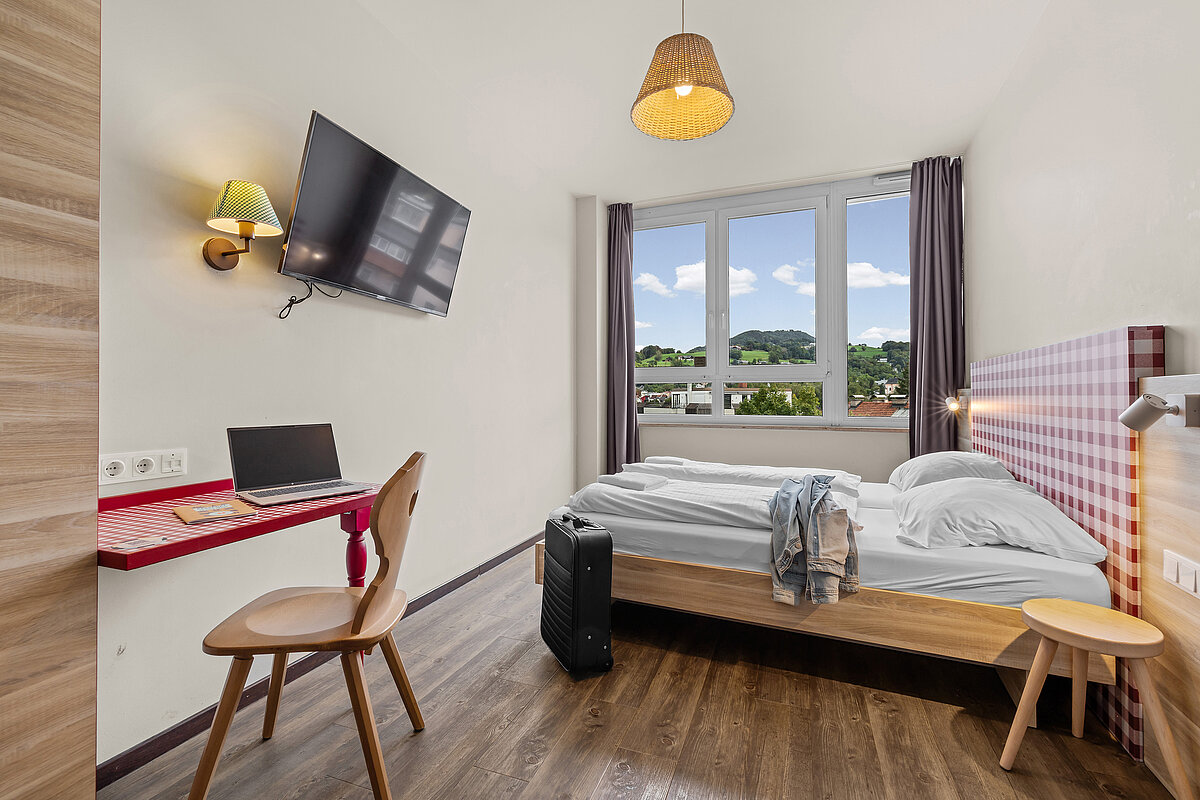 Double room MEININGER Hotel Salzburg City Center