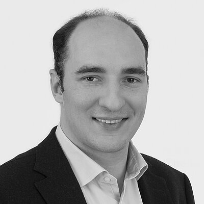 Portrait of Nicolas Capelle, MEININGER Hotels Vice President Development & Asset Management