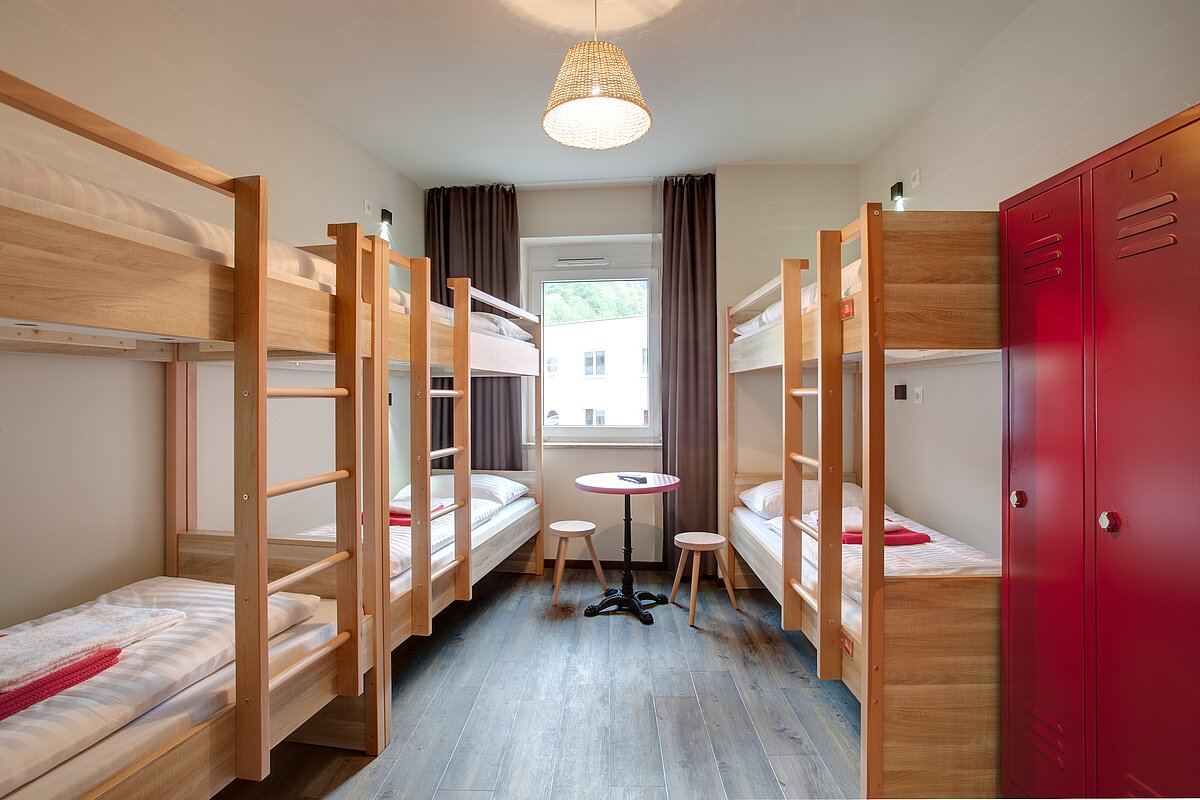 Dormitorio MEININGER Hotel Salzburg City Center