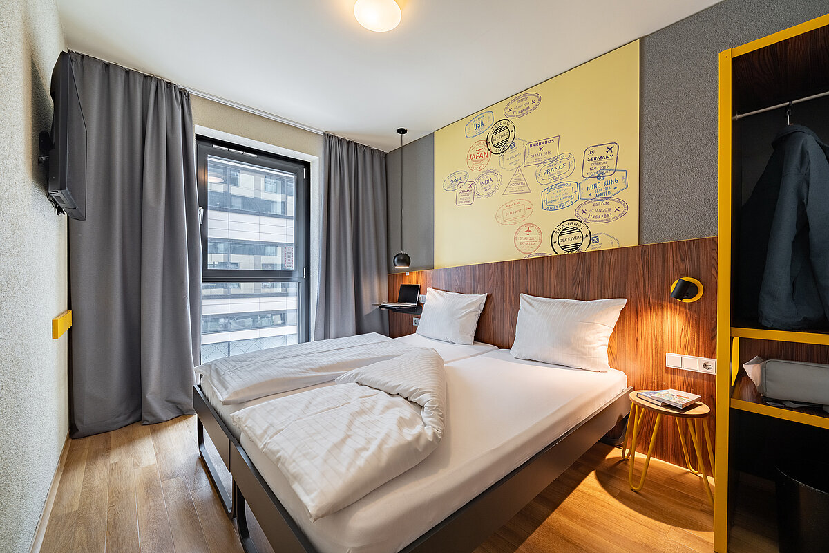 Double room MEININGER Hotel Frankfurt/Main Airport