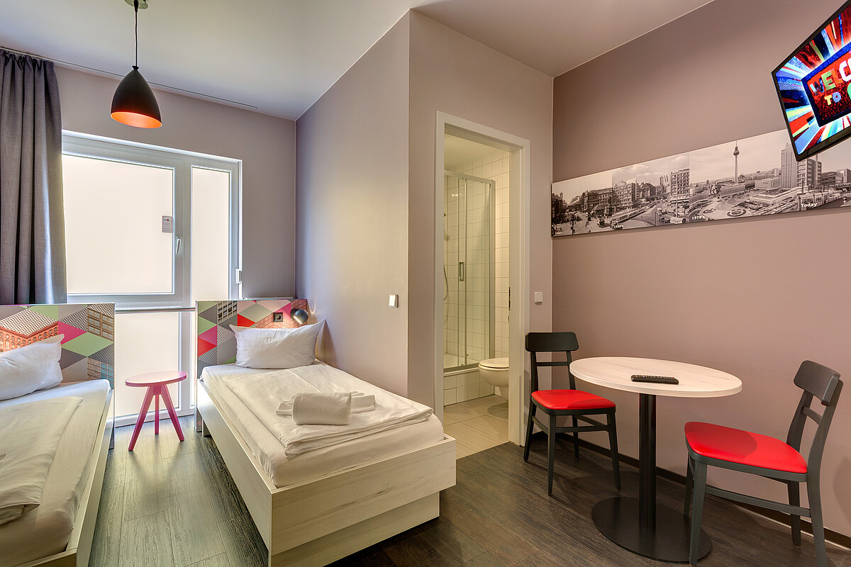 Zweibettzimmer MEININGER Hotel Berlin Alexanderplatz