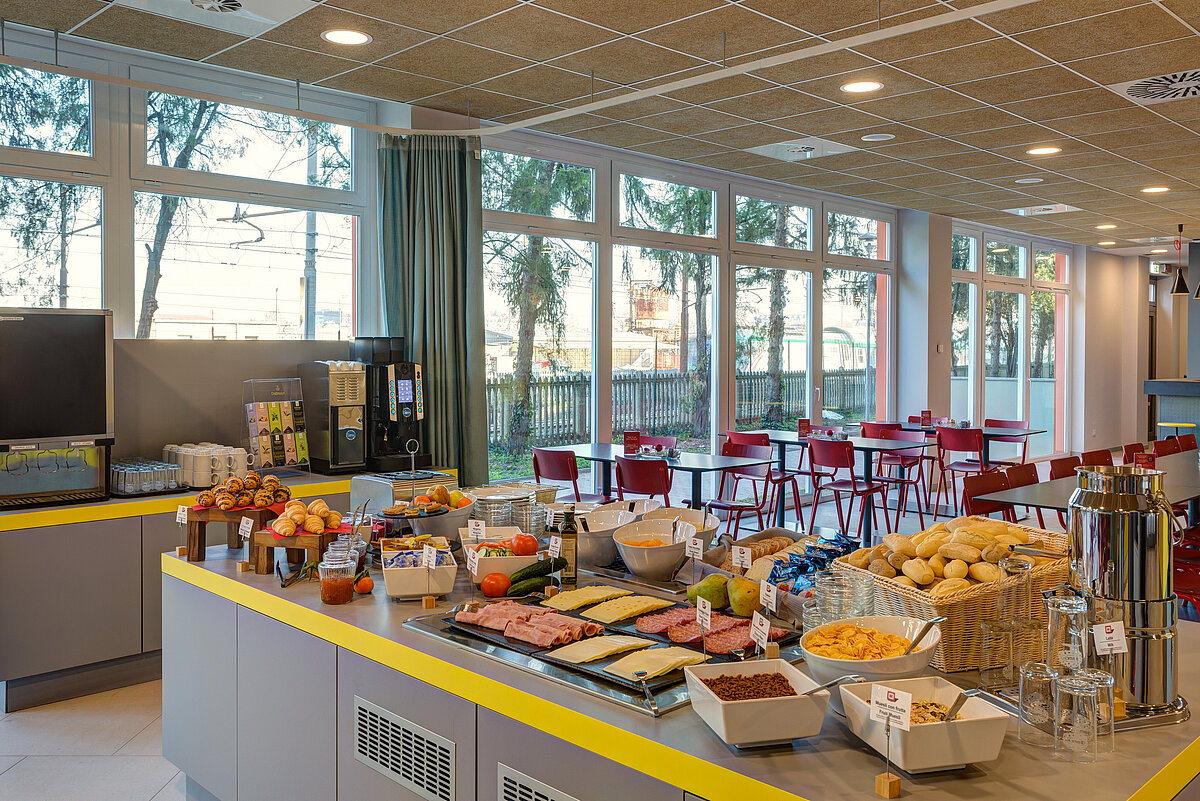 Salle de petit déjeuner MEININGER Milano Garibaldi