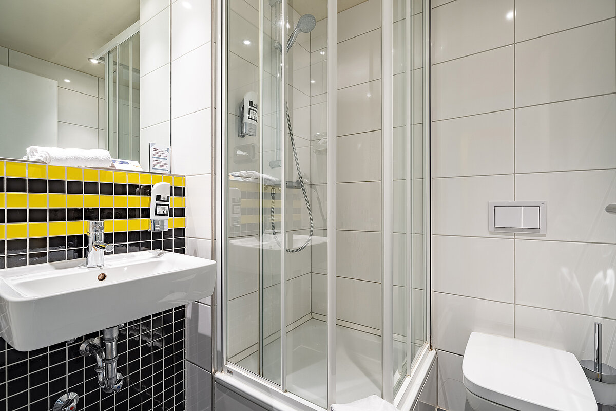 Multi-bed MEININGER Hotel Frankfurt/Main Airport