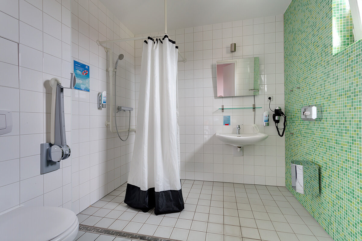 Camere accessibili MEININGER Hotel Berlin Alexanderplatz