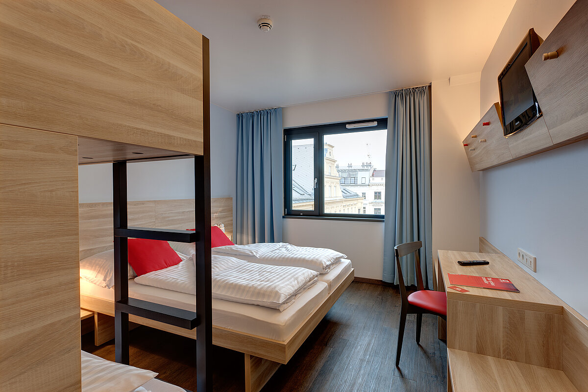 Vienna Multi-bedded rooms