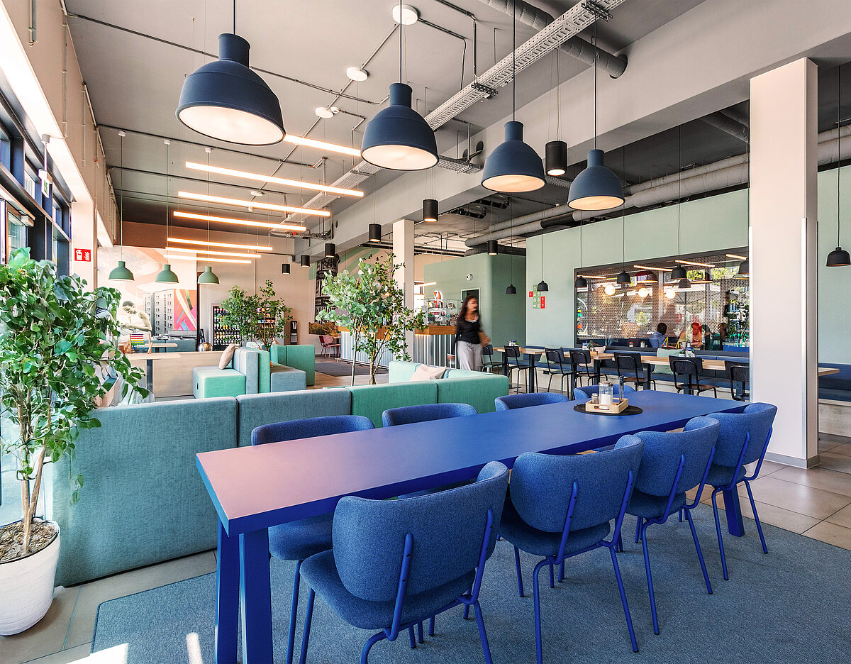 Lounge MEININGER Hotel Berlin Airport