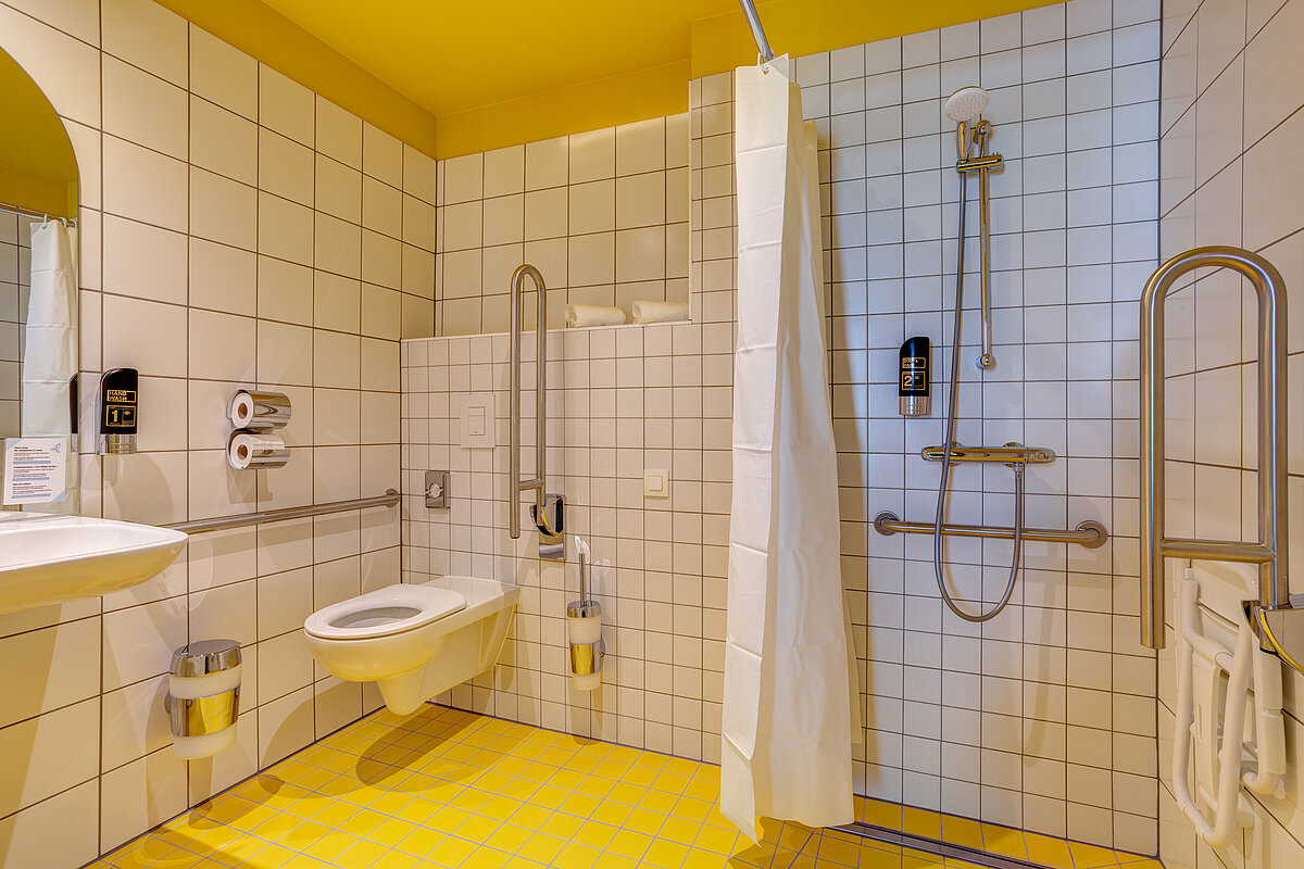 Accessible rooms MEININGER Hotel Bruxelles Gare du Midi