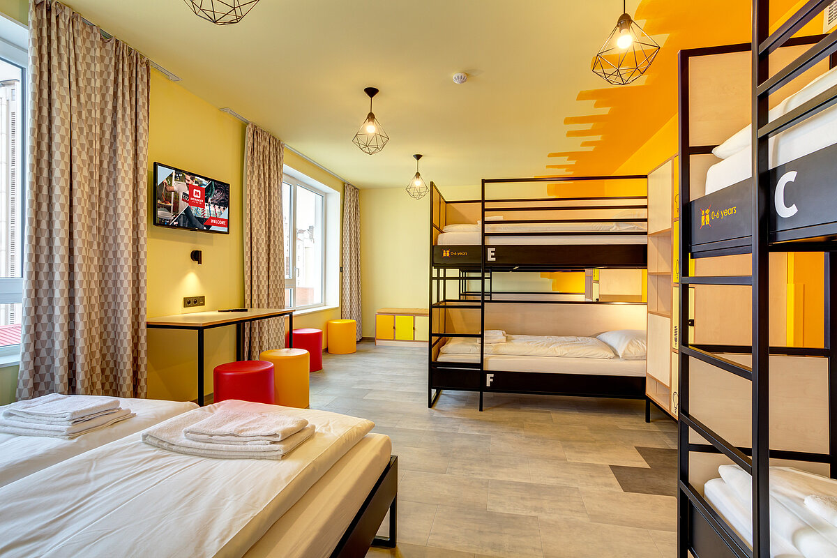 Lyon Multi-bedded rooms