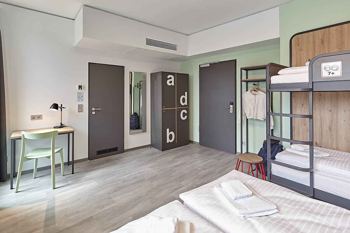 Cologne Family rooms