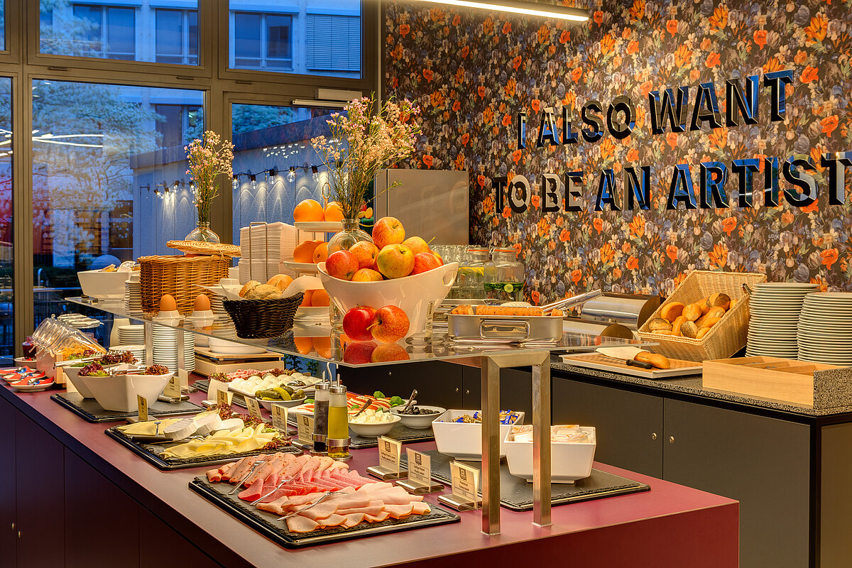 Salle de petit déjeuner MEININGER Hotel Leipzig Central Station