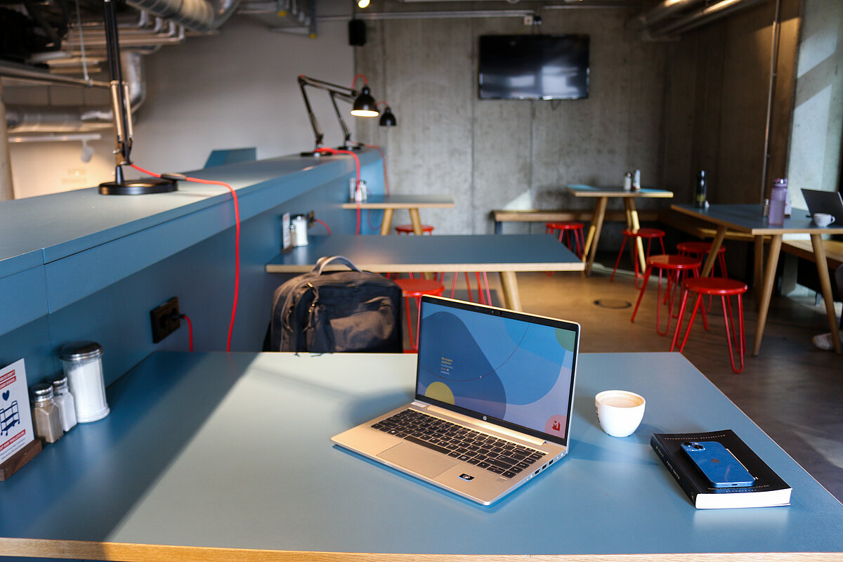 Espace de co-working MEININGER Hotel Berlin East Side Gallery