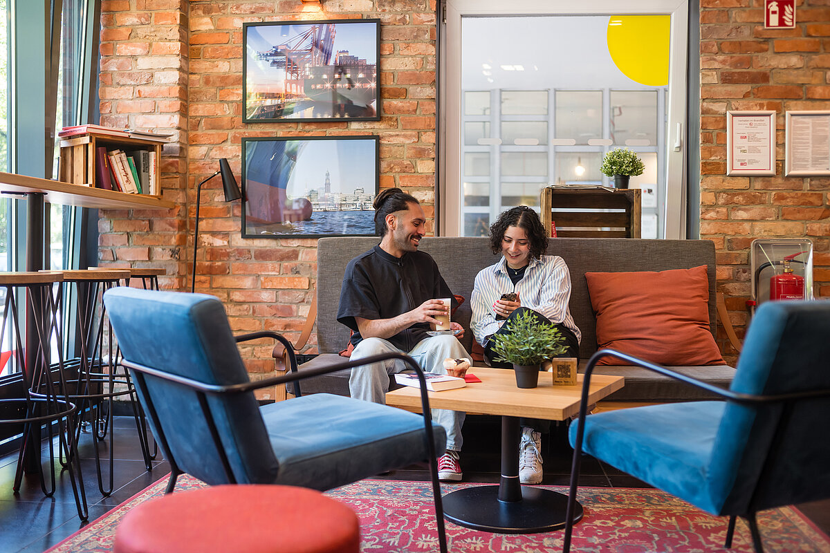 Lounge MEININGER Hotel Hamburg City Center