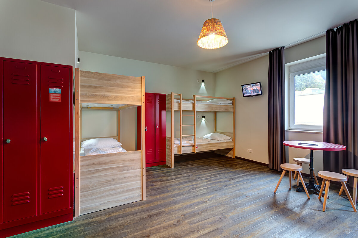 Dormitorio MEININGER Hotel Salzburg City Center